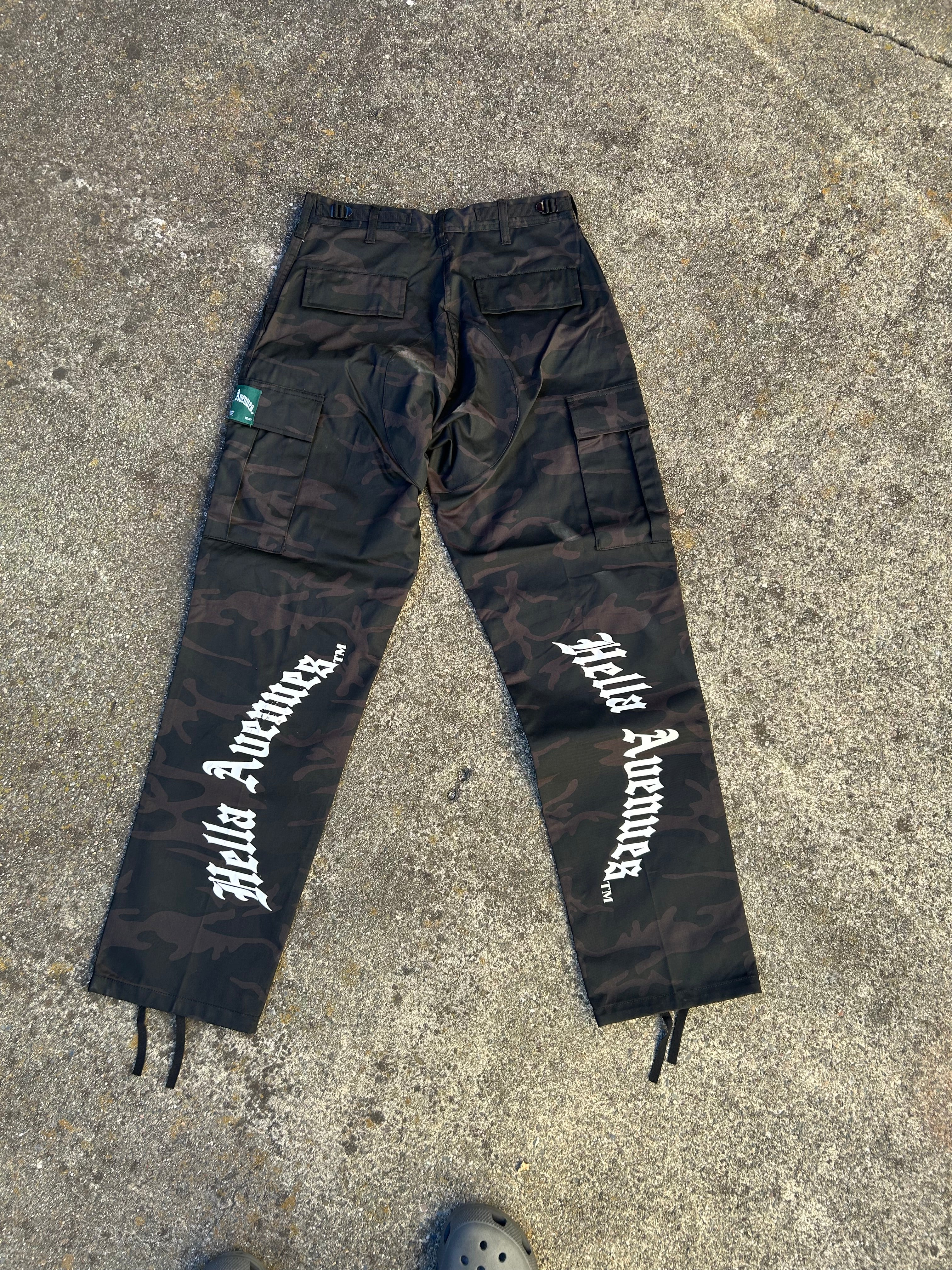 Hella Avenues midnight camo tactical cargo pants